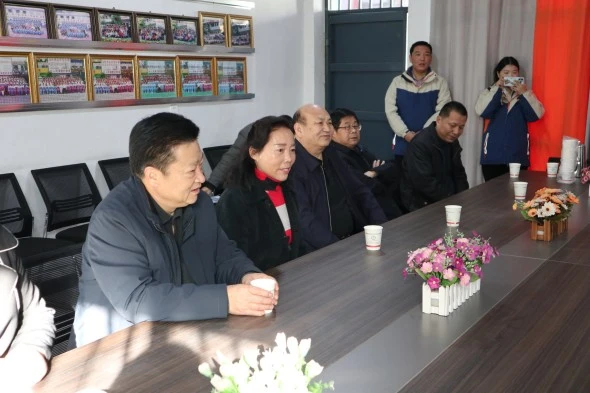 IMG_4305.jpg IMG_4305.jpg